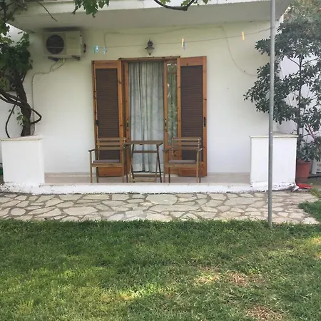 Lejlighed Ntinas House *
