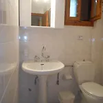 Ntinas House